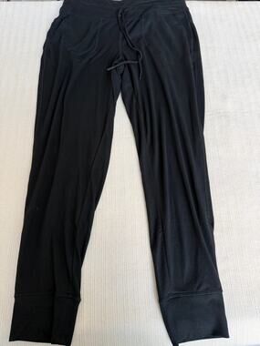 Lolë Black Soft Knit Lounge Joggers Pants Size Medium